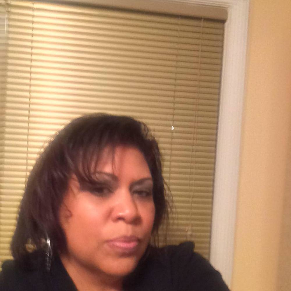 Meet your Posher, Denecia